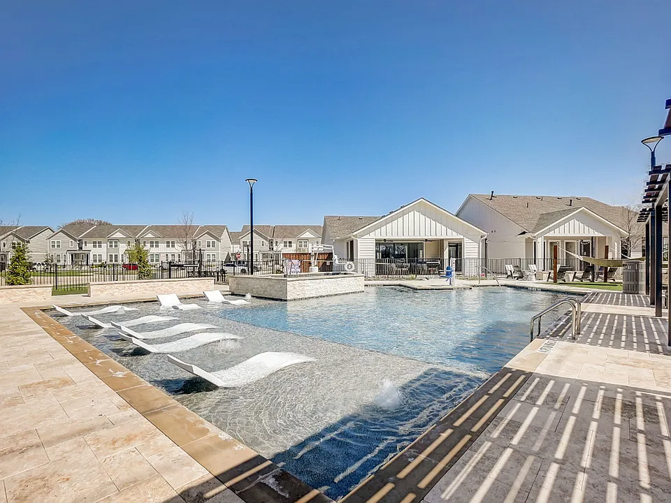 Carmel Villas