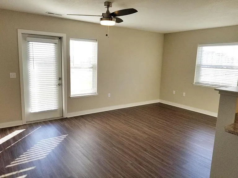 Trade Winds Apartment Homes — Photo 20