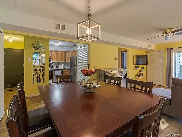 601 Twin Circle Dr #601 — Photo 12
