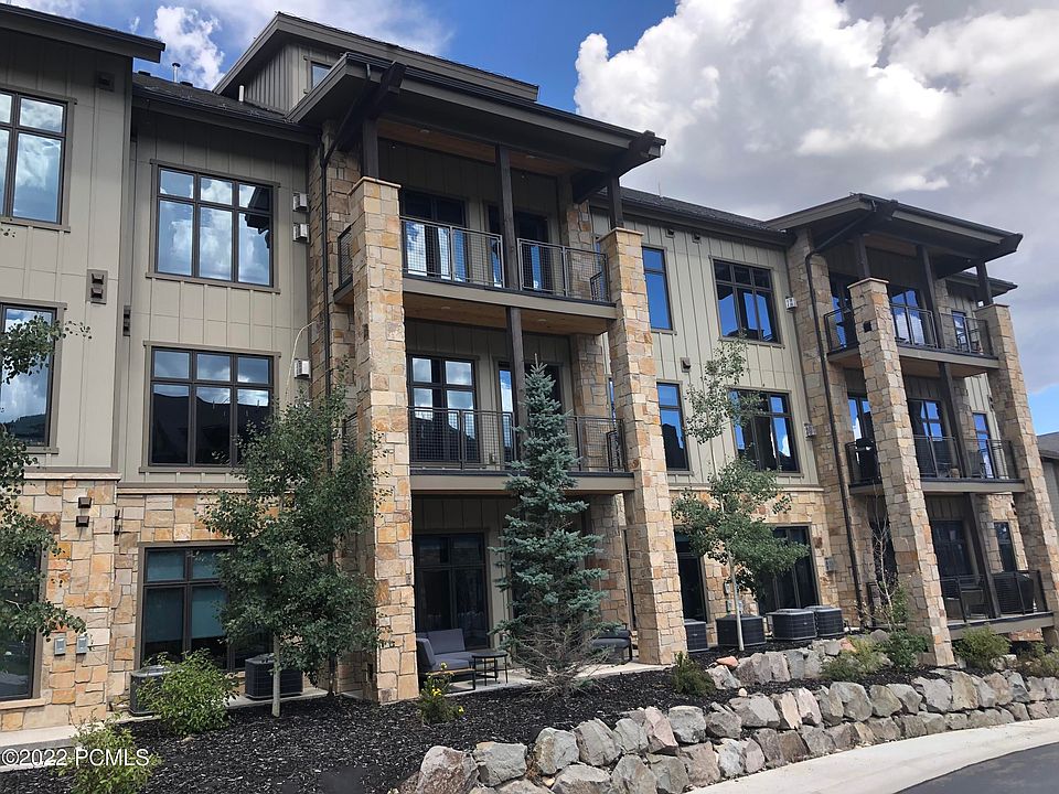 1st image of 3703 Blackstone Dr #208