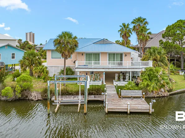 224 Shoreland Cir, Gulf Shores, AL 36542