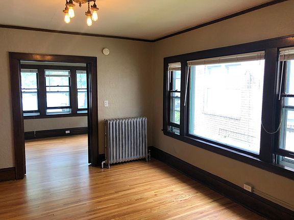 4th image of 3757 Harriet Ave #2