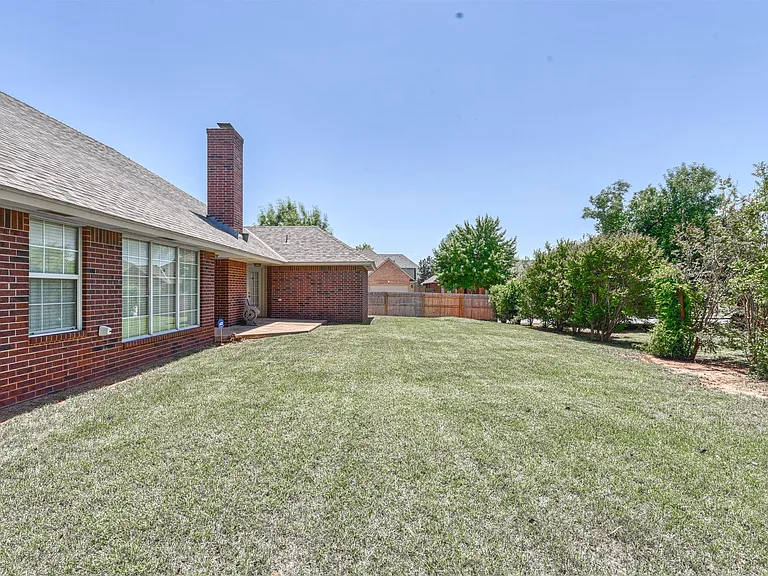 15501 Arbuckle Hts — Photo 22