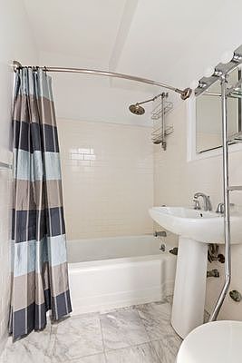 5th image of 405 E 63rd St APT 1B
