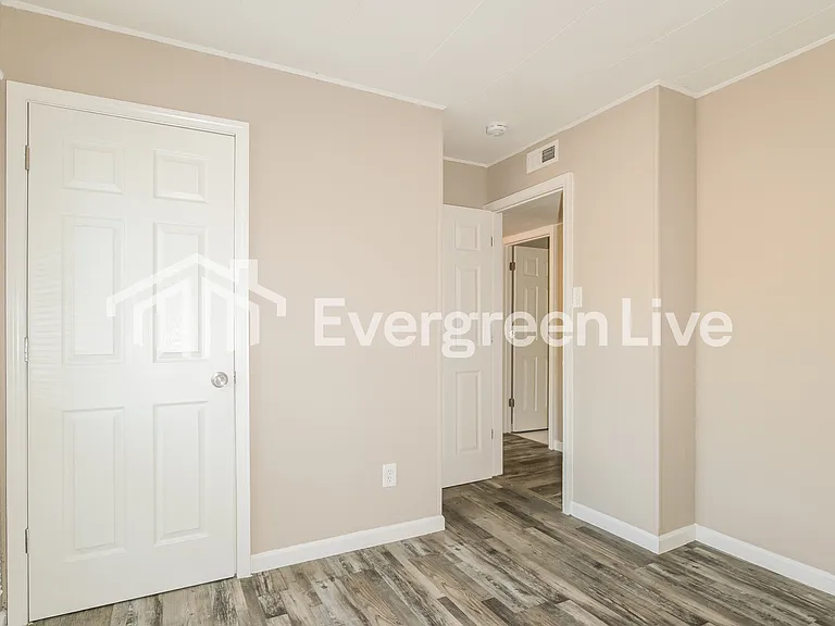 2756 Shadowcreek Dr — Photo 10