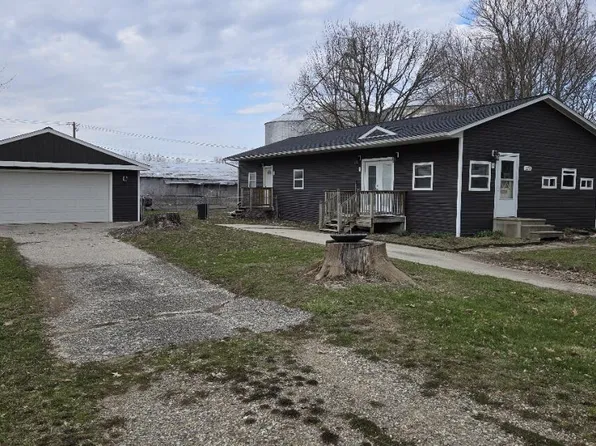 270 Washington St, Sunfield, MI 48890