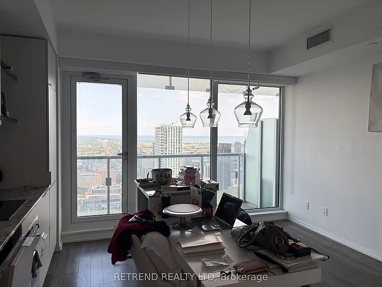197 Yonge St #4704 — Photo 15