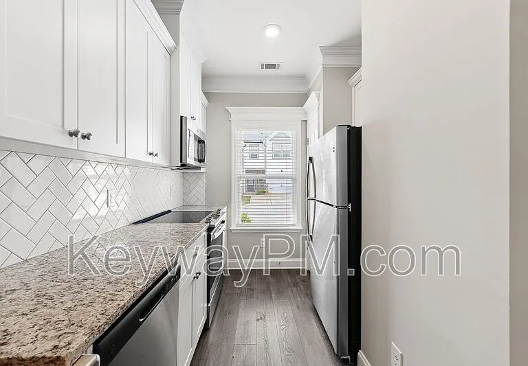 123 Canton Park Ave — Photo 4
