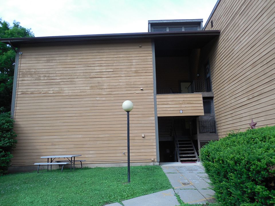 1st image of 583 Village Blvd . N.