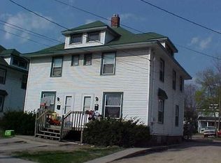 809 Chicago Ave, Lansing, MI 48915