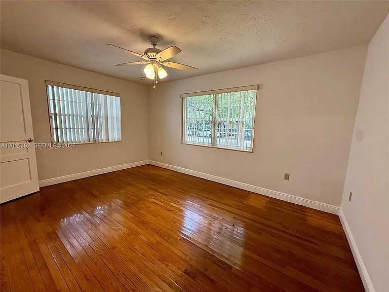 110 Antilla Ave — Photo 5