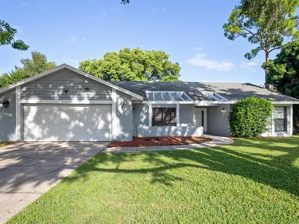 3240 W Saint Brides Cir, Orlando, FL 32812