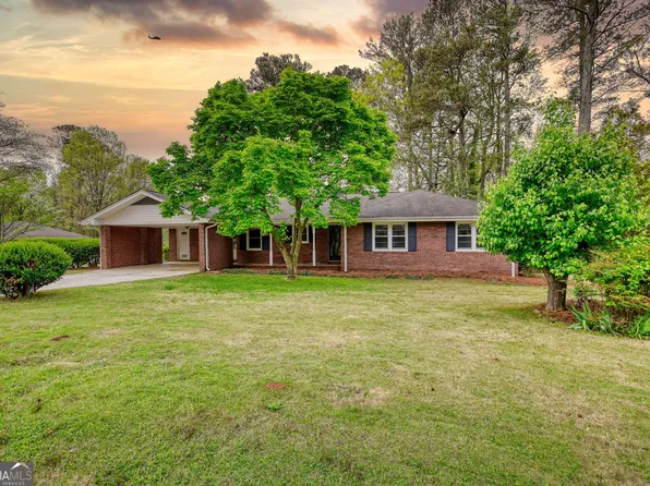 1311 Maple St SE, Conyers, GA 30013