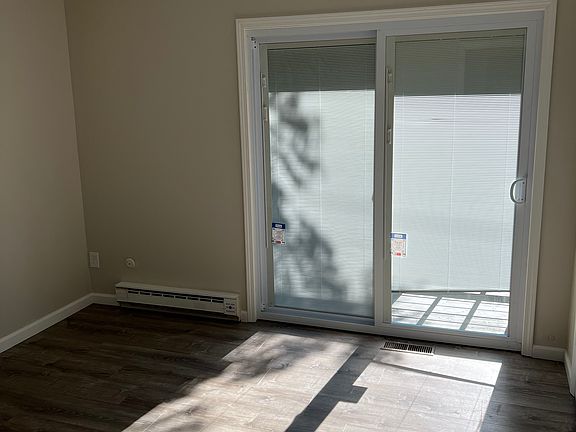 4th image of 1015 Derbydale Rd #14