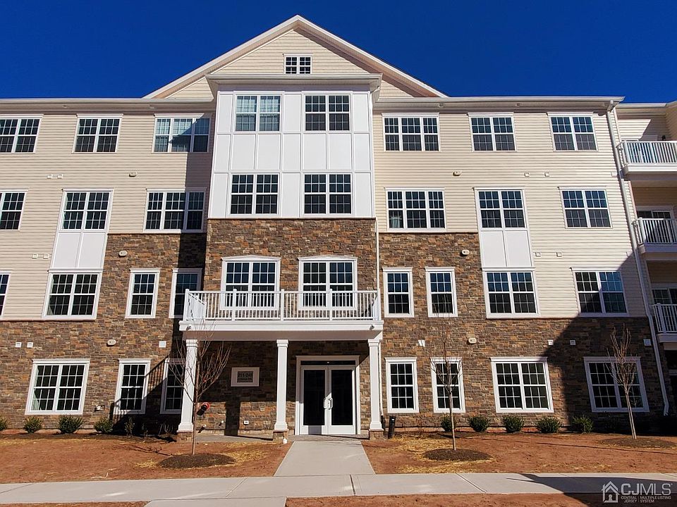 1st image of 236 Lorhan Dr