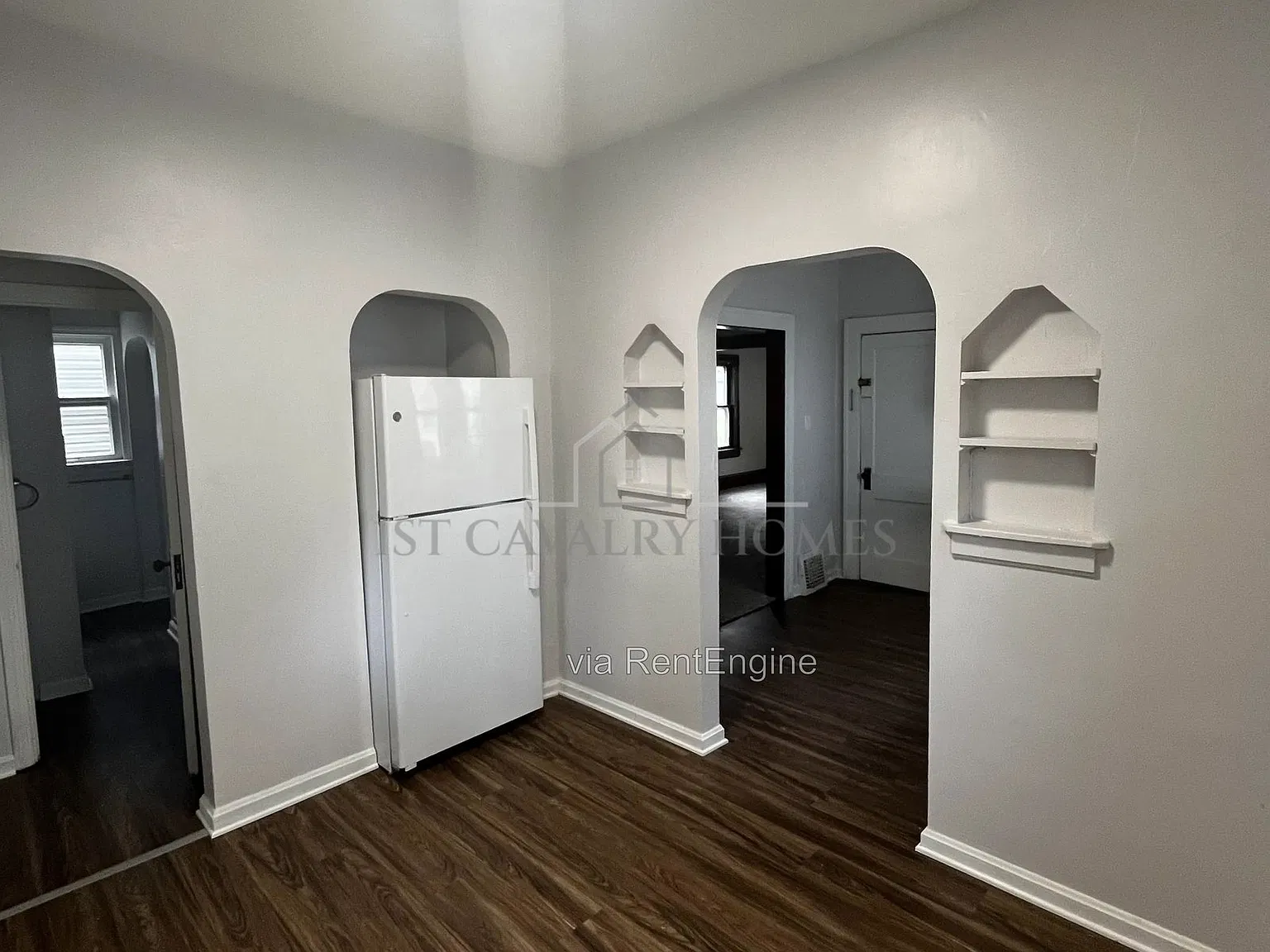 1383 Curtis St — Photo 3