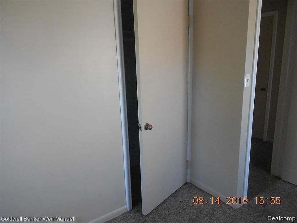 1st image of 17636 Chester St