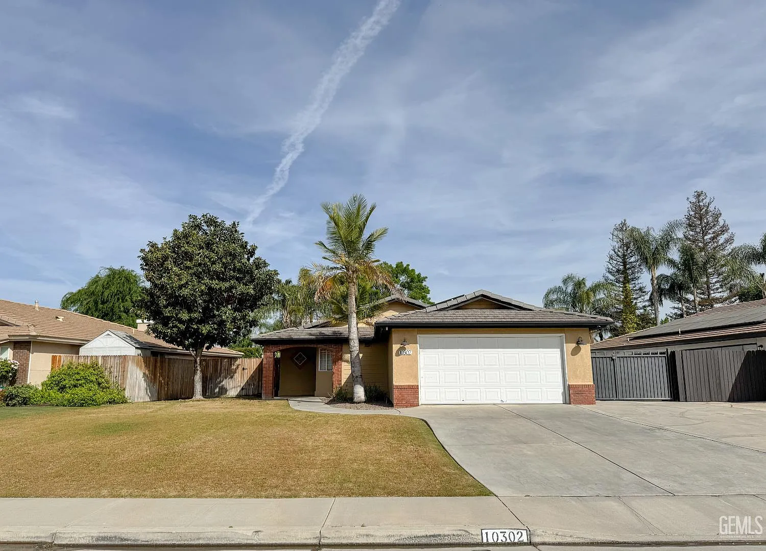 10302 Cheyenne Dr photo 1