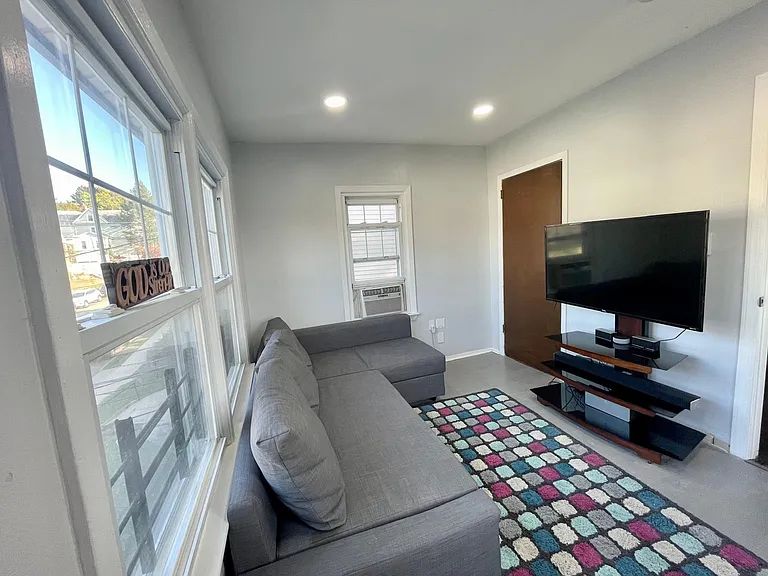 30 Magnolia Ave #2 — Photo 6
