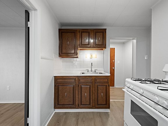 2nd image of 1855 Montour St APT 4