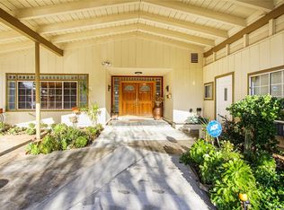 4610 Santa Lucia Dr, Woodland Hills, CA 91364