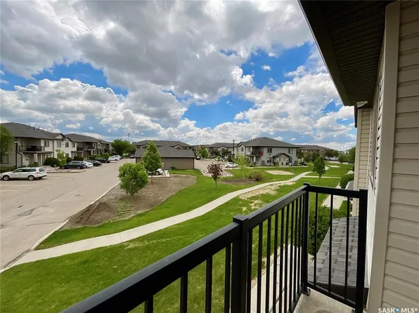 UNIT 108-5051 James Hill ROAD, Regina, SK S4W 0B9