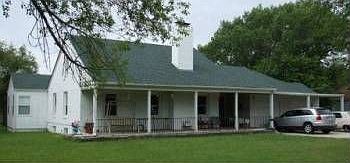 2nd image of 21 E Sequoia Dr
