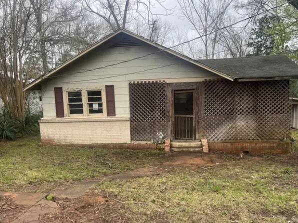 311 N Saint John St, Winnfield, LA 71483