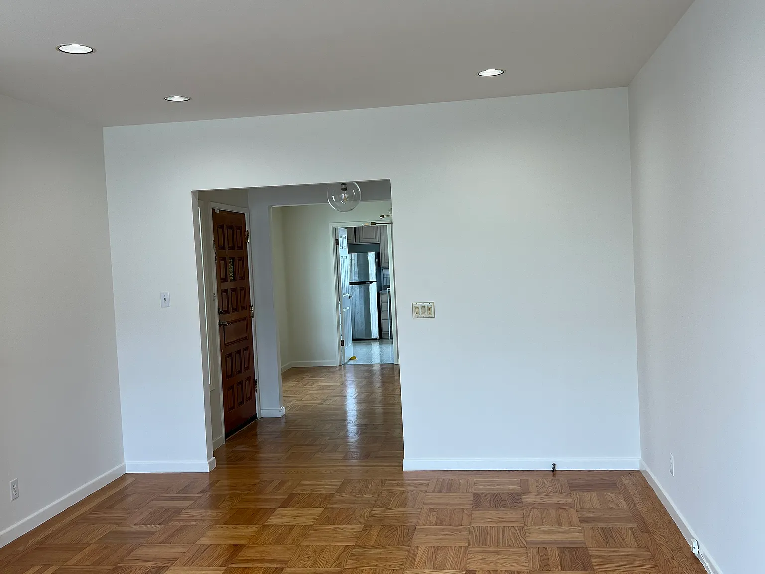 2 bed, 1207 sqft, $6,000 — Photo 2