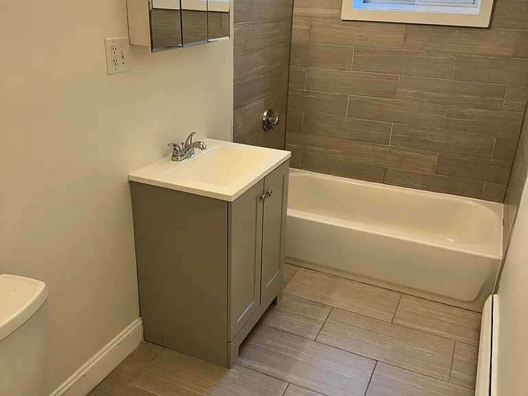 65-67 Chiswick Rd #4A — Photo 3