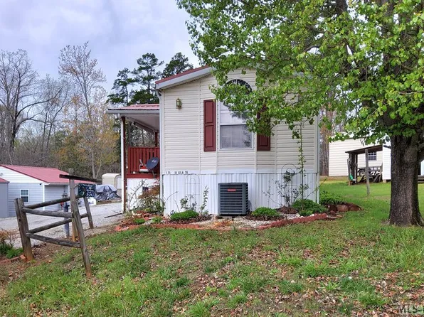 18 Gila Trl, Bracey, VA 23919