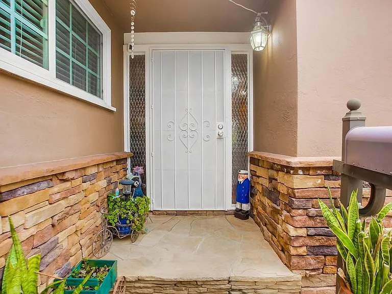 4402 Mount Lindsey Ave — Photo 15