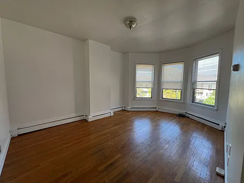 846 Huntington Ave #3 Photo 1