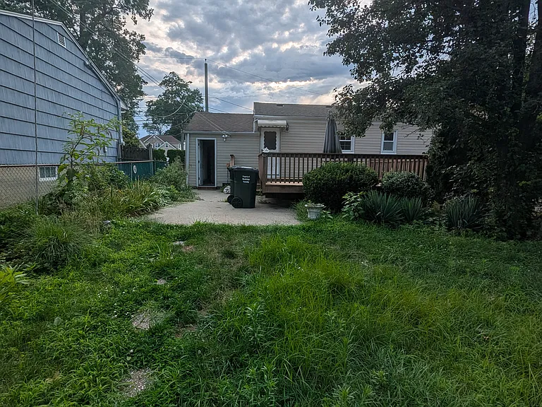 78 Water St — Photo 11