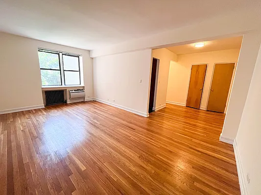 Rented by Corcoran | media 11