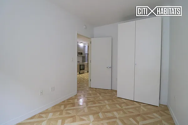 Rented by Citi Habitats | media 31