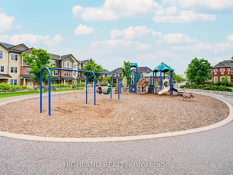 265 Ellen Davidson Dr #4 — Photo 46