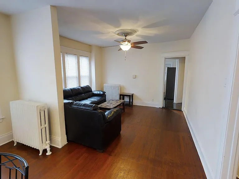1420 E Genesee St — Photo 3