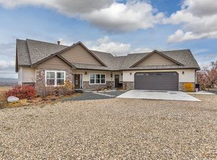 5631 Sunset Rd, Fruitland, ID 83619