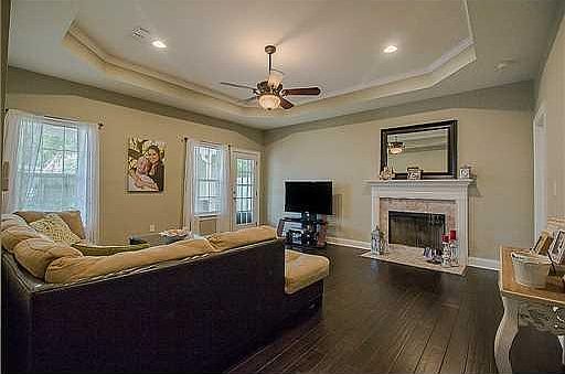 3rd image of 2445 Cotton Dr