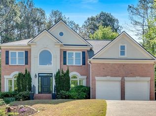 402 Bridgepoint Ln, Woodstock, GA 30189