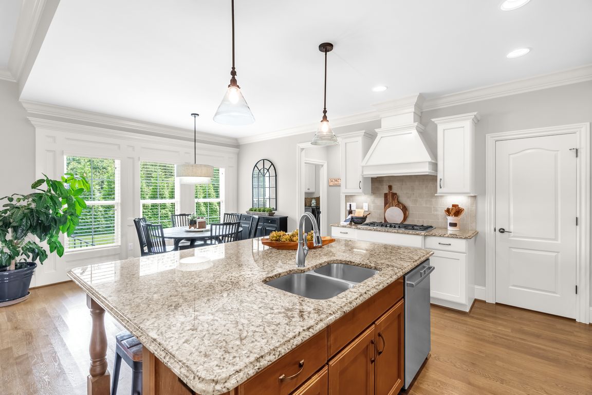 9005 Quiet Reserve Rd-24