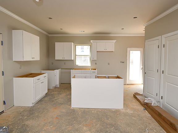 3rd image of 235 Timsbury Dr