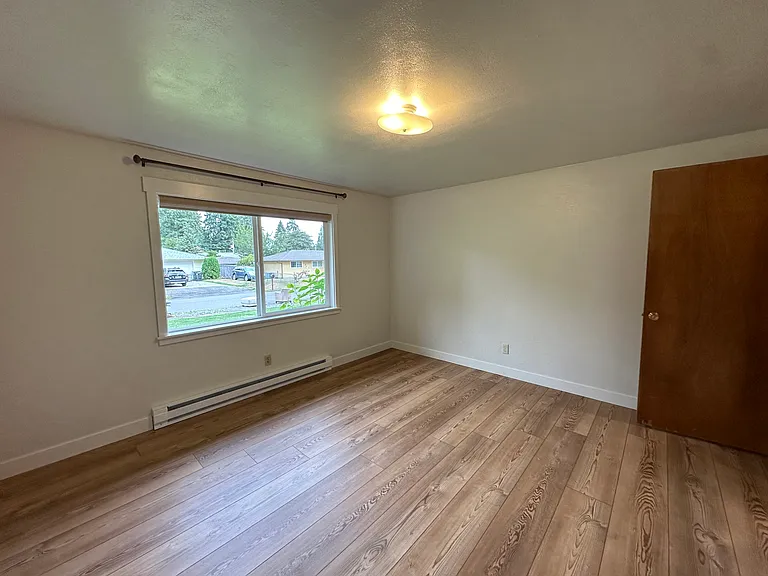 5213 25th Ave SE — Photo 17