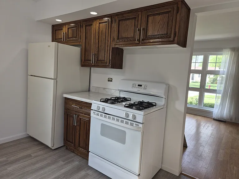 2605 South St — Photo 6