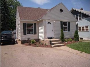 1755 Delwood Ave SW, Wyoming, MI 49509