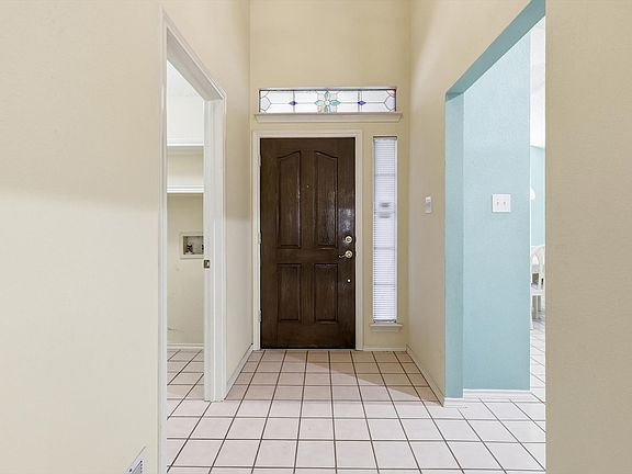 2nd image of 2703 Old English Ct