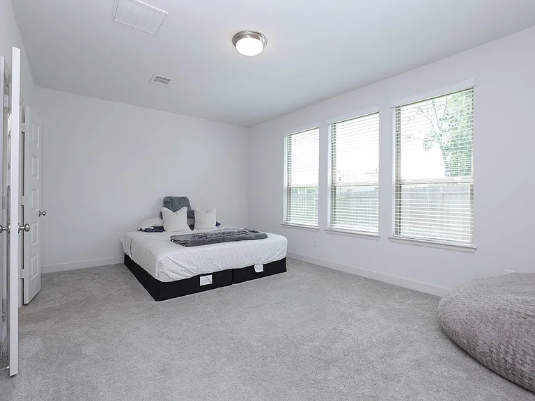 317 Rise Ln — Photo 24