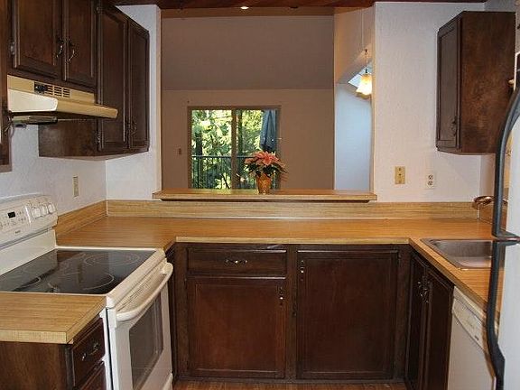 4th image of 14500 NE Redmond Way #D
