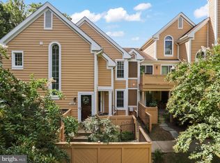 1445 Church Hill Pl, Reston, VA 20194